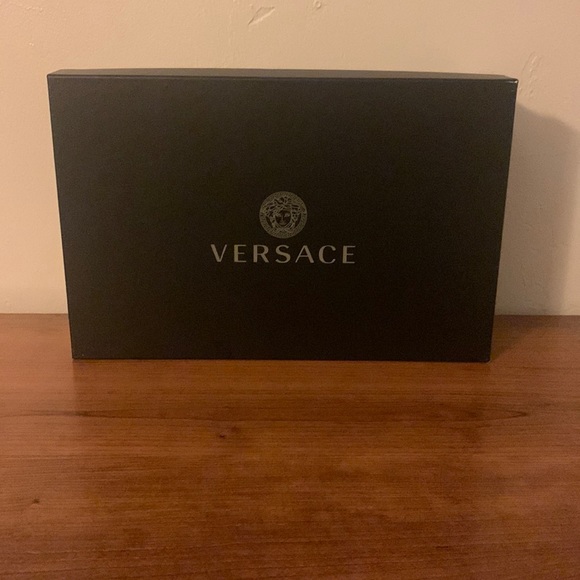 Versace Baroque Pool Slides size 38 - Picture 1 of 8